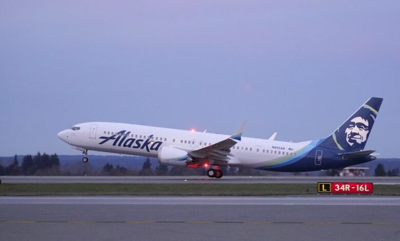 alaska airlines W4v56AJg