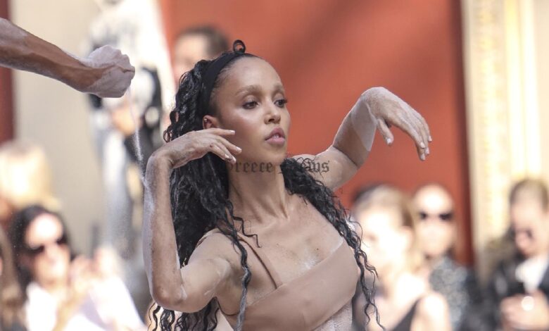 calvin klein fka twigs j7vbBKrQ